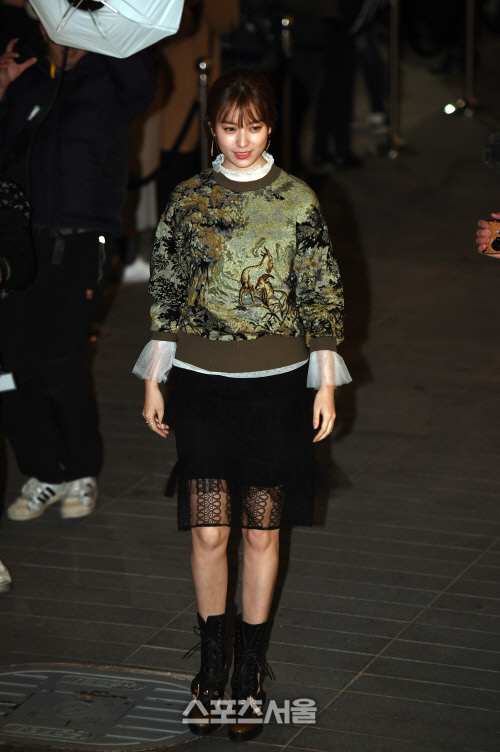 [SS포토]버버리 행사 참석하는 배우 한효주