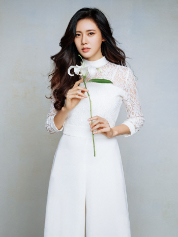 한류스타 추자현,이병헌 한효주 한가인 진구와 한솥밥 식구