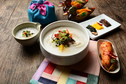 임피리얼팰리스서울_뷔페패밀리아 새해음식여행