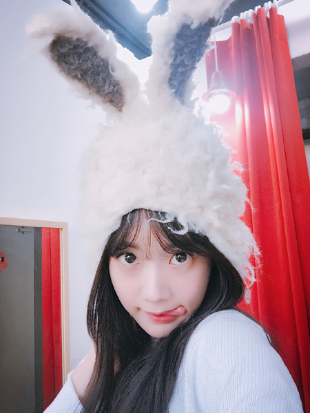 "러블리한 토끼로 변신" 클라라, 치명적인 애교 발산