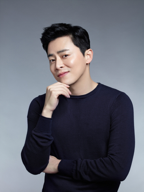 조정석, 아이오페 맨 모델로 발탁_1