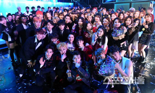 [SS포토] 엑소, 서울가요대상 4연패 달성~