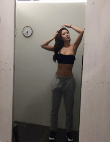 레이양,무보정컷도 완벽 S라인 "일상이 운동"