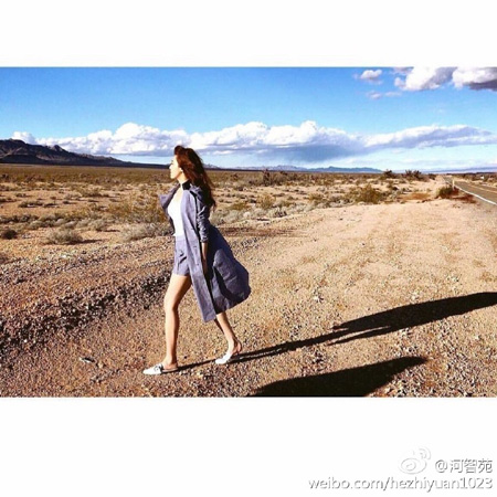 [★SNS] "멀리서 봐도 우아해" 하지원, 완벽한 비주얼 눈길