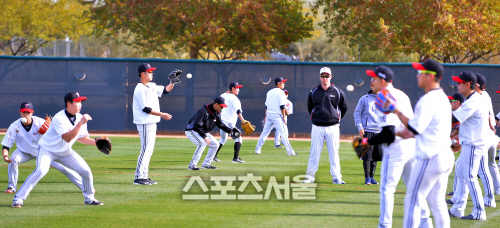 LG전훈캠프, 듬직한 한나한![SS포토]