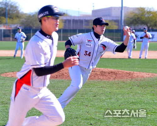 수비전술훈련 심재민, 내가 더 빠르지![SS포토]