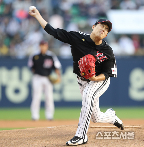 [SS포토] LG 임찬규, 시즌 최종전에 모든 걸 쏟아붓는다!