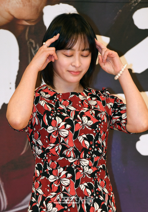 [SS포토]\'초인가족\' 박희본, \'텔레파시 보내는 중이예요!\'