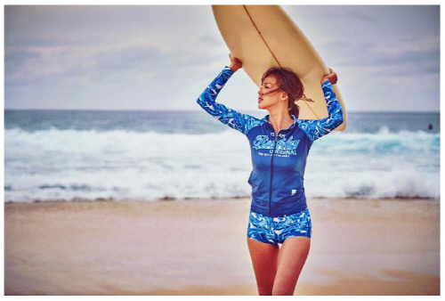 야노시호, 하와이서 비키니&래쉬가드 화보