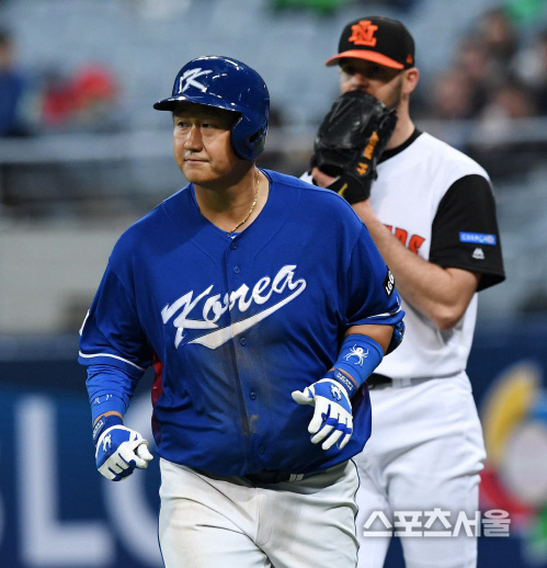 [SS포토] 이대호, 두고보자...헐크...