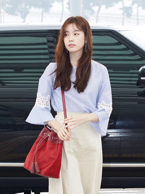 [SS스타일] 한효주, 청순청순 열매 먹은 공항패션