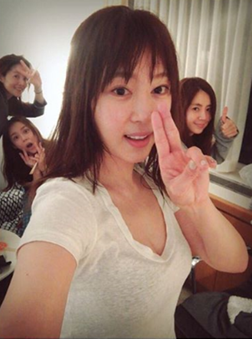 강예원, 한채아 기 죽이는 아찔한 볼륨감 과시