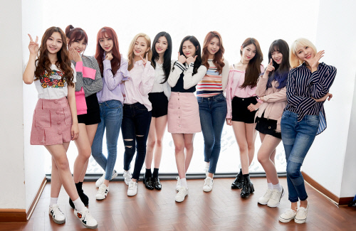 [플레디스] 프리스틴_단체_이미지9