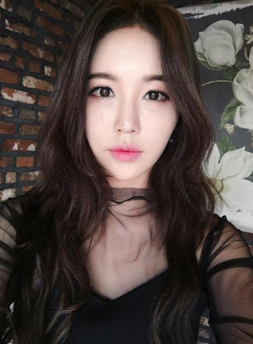 "시스루 종결자" 강예빈, 아찔한 보디라인 뽐내