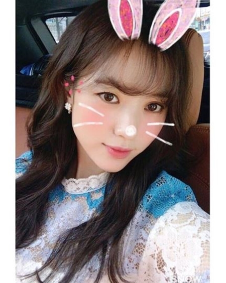 "효주의 봄날"…한효주, 심쿵 유발 토끼 셀카