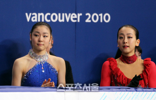 김연아 끝내 넘지 못하고…아사다 마오의 예고된 은퇴