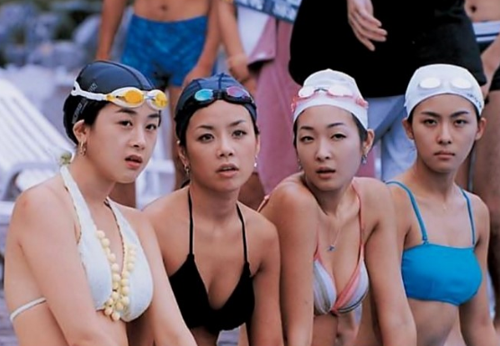 '색즉시공 2' 신이, 비키니 속 꽉 찬 볼륨감 '시선 강탈'