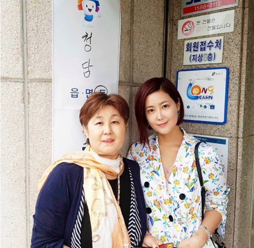 "아름다운 선거" 솔비, 엄마와 투표 인증샷