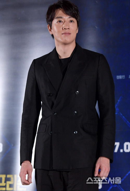 김래원 영화 인증샷 논란에 "진심으로 뉘우치고 반성"