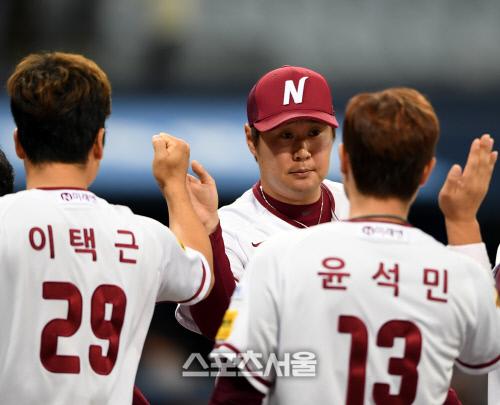1점 사나이 이보근 '마무리가 체질인가봐요!'[SS포토]