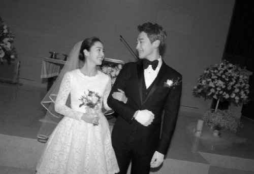 김태희-비 부모된다. 김태희 임신 15주차