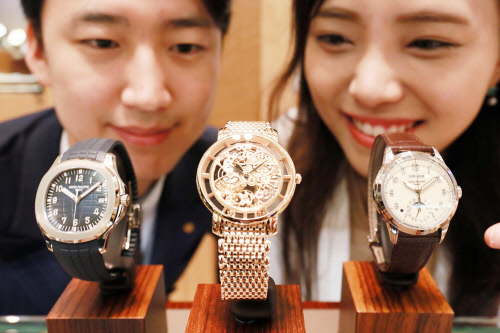 [갤러리아] 2017 파텍필립 신제품 전시(가로1)