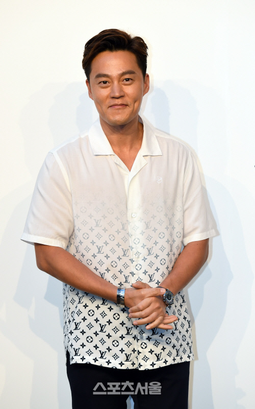 [SS포토]'윤식당' 문 닫은 이서진, 패션 브랜드 전시장에!