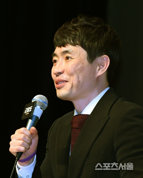 '군함도' 류승완 감독, 日 기자에 일침 발언한 사연