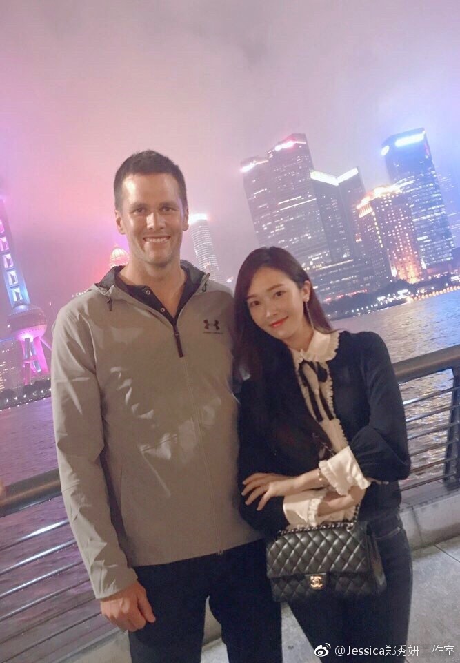 "만나서 기뻤어요" 제시카X톰 브래디, 상해서 우정 인증샷