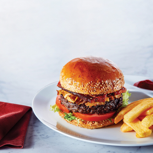 포시즌스호텔 서울 ‘비어 앤 버거’ 프로모션 진행