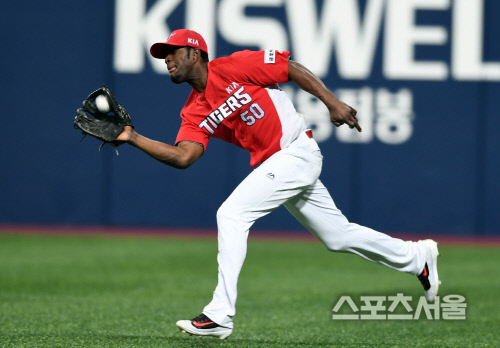 추격득점 서건창 \'1점만 더~~\'[SS포토]