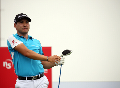 "유학파 신바람!" 이준석 강윤석 '군산CC 전북오픈' 1R 공동선두