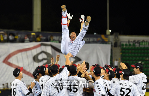 이병규 영구결번식