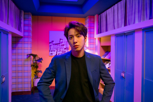 FNC_정용화_여자여자해MV컷 (1)