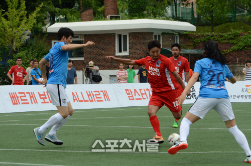 이천수와 송종국이 붙는다…지구방위대 스페셜매치 29일 저녁 공개