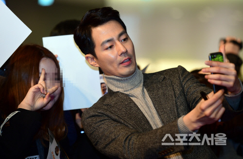 조인성, 父母 위해 40억 원대 주택 두 채 구입