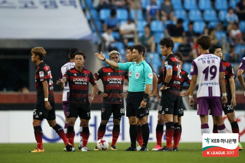 'VAR 부정 발언' 김승대, 5경기 추가 출장 정지