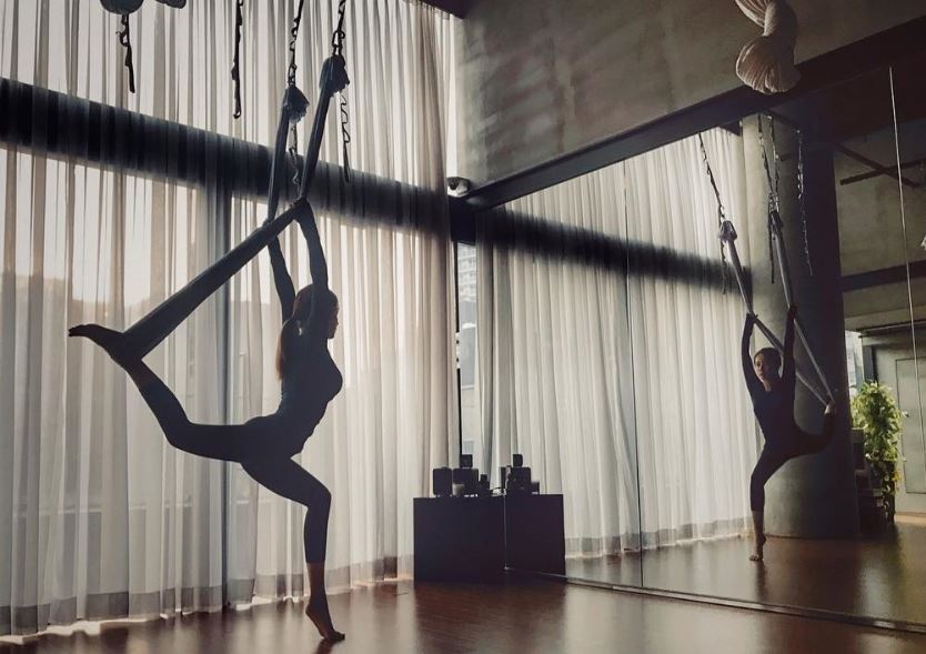 최송현,플라잉요가 삼매경.'아찔 S라인'