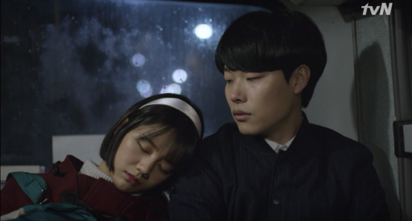 '혜리 ♥' 류준열, 과거 이상형 발언 눈길 "연예인도 OK"