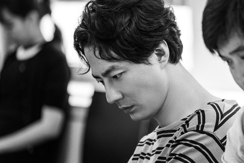 "출발이 좋다! 강렬한 눈빛교환" 안시성, 조인성 부터 설현 까지