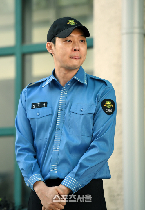 [SS포토]소집 해제 박유천, 눈물 글썽글썽