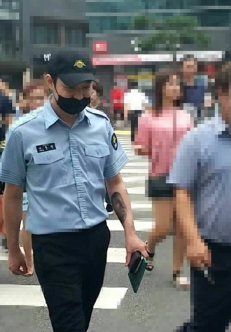 박유천, 문신 논란에 네티즌들 "복무 중 어떻게?" 비난 여론 ↑