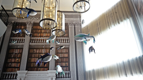 켄싱턴 제주 호텔 -조미성, 꿈꾸는 고래II, 가변설치,2017