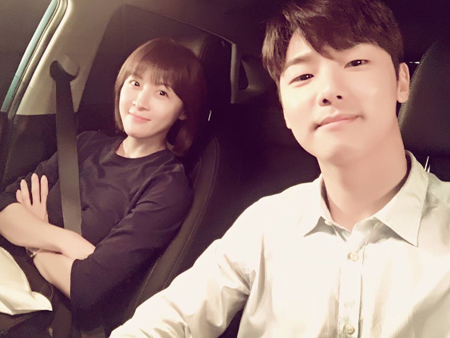 "이 조합, 옳다"…하지원X강민혁, '병원선' 촬영 中 한 컷