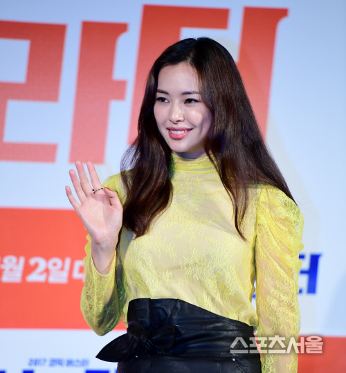 [SS포토] 이하늬, 한송이 노란꽃처럼