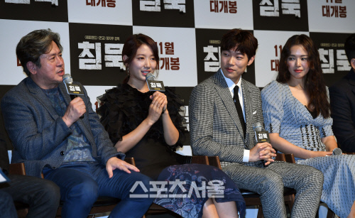 [SS포토]최민식, '박신혜와 이하늬는 궁금했다!'