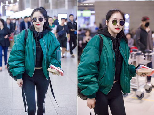 공항서 '레깅스 패션'으로 레전드 찍은 女 아이돌