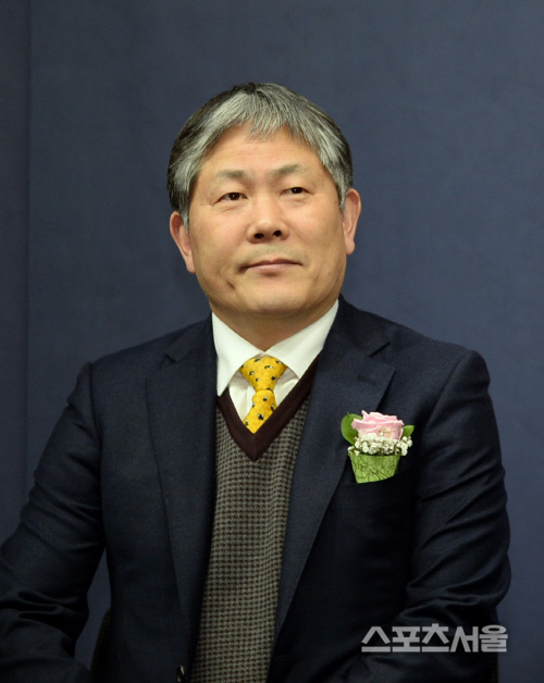 '탈세 혐의' 김정규 타이어뱅크 회장 불구속 기소