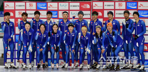 [SS포토] 화이팅 외치는 스피드스케이팅 대표팀~