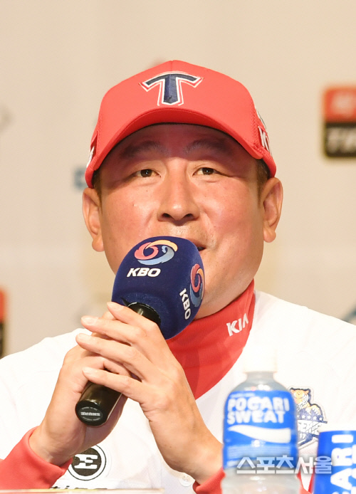 [승장] KIA 김기태 감독 "양현종 200% 칭찬해도 모자라"